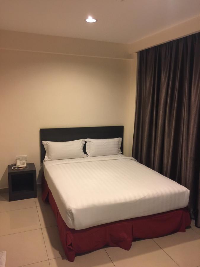 לבואן Premierz Hotel מראה חיצוני תמונה